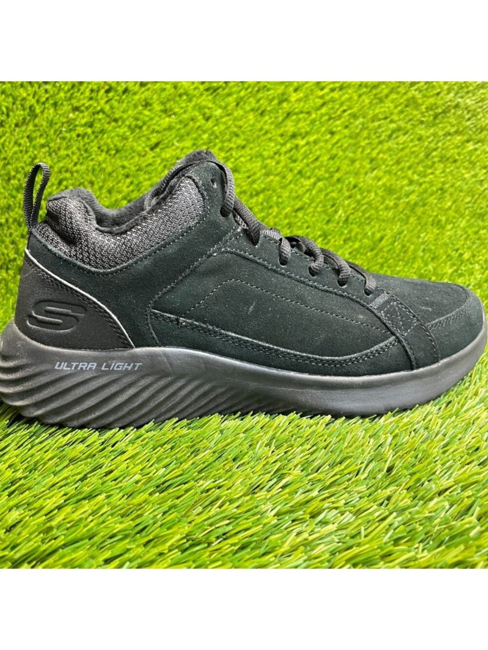 Skechers Footcourt Egypt Mens Size 8 Black Athletic Suede Lace Up Shoes Sneakers